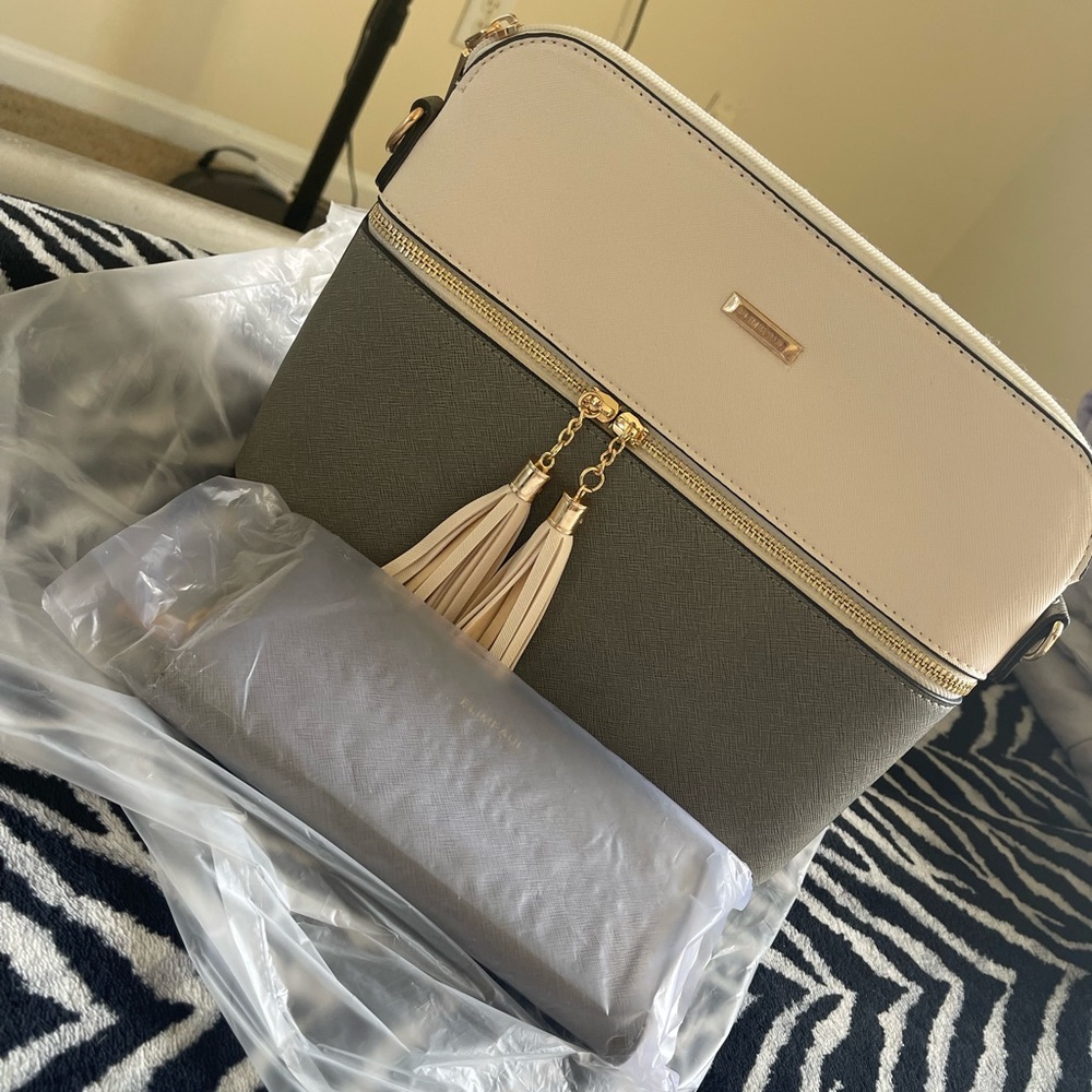 Handbag